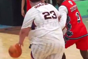 好家伙，这是真正的厚卫啊！一身肥膘在身上颤抖 