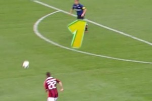 国米官推：需要强调的是，萨队这次暴力冲击发生在80分钟以后